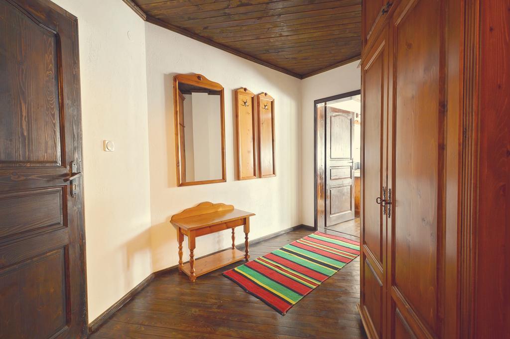 Family Hotel Fenerite Gabrovo Extérieur photo